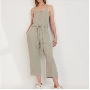 Everlane linen jumpsuit (sage)